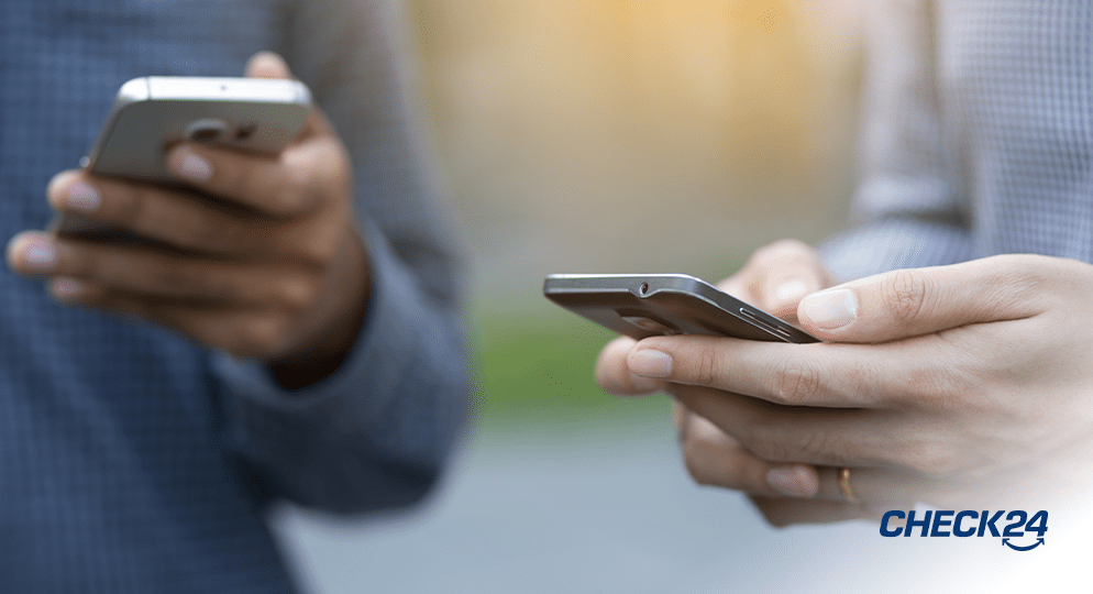 <b>Kontakte auf neues Handy übertragen: So gelingt es für Android & iOS</b>
